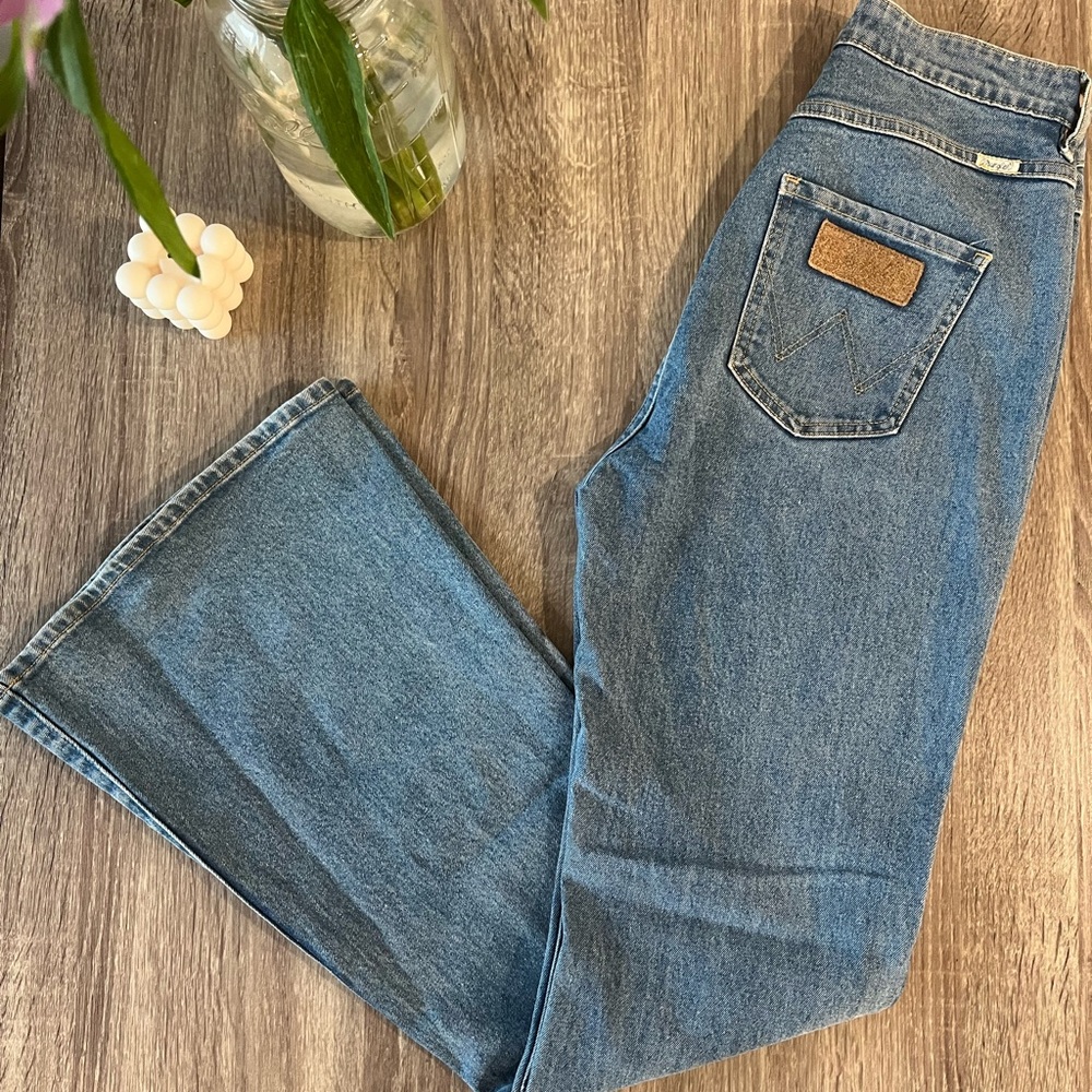 Wrangler High Waist Flare Light Blue Denim Jeans